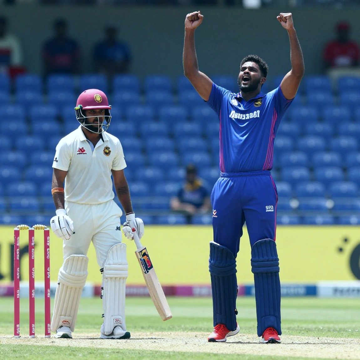 ৩১ ডট বলের দাম: টি-টোয়েন্টি বিশ্বকাপে বাংলাদেশের মিডল-ওভার ধসের ডেটা-ফরেনসিক ৩১ ডট বলের দাম: টি-টোয়েন্টি বিশ্বকাপে বাংলাদেশের মিডল-ওভার ধসের ডেটা-ফরেনসিক