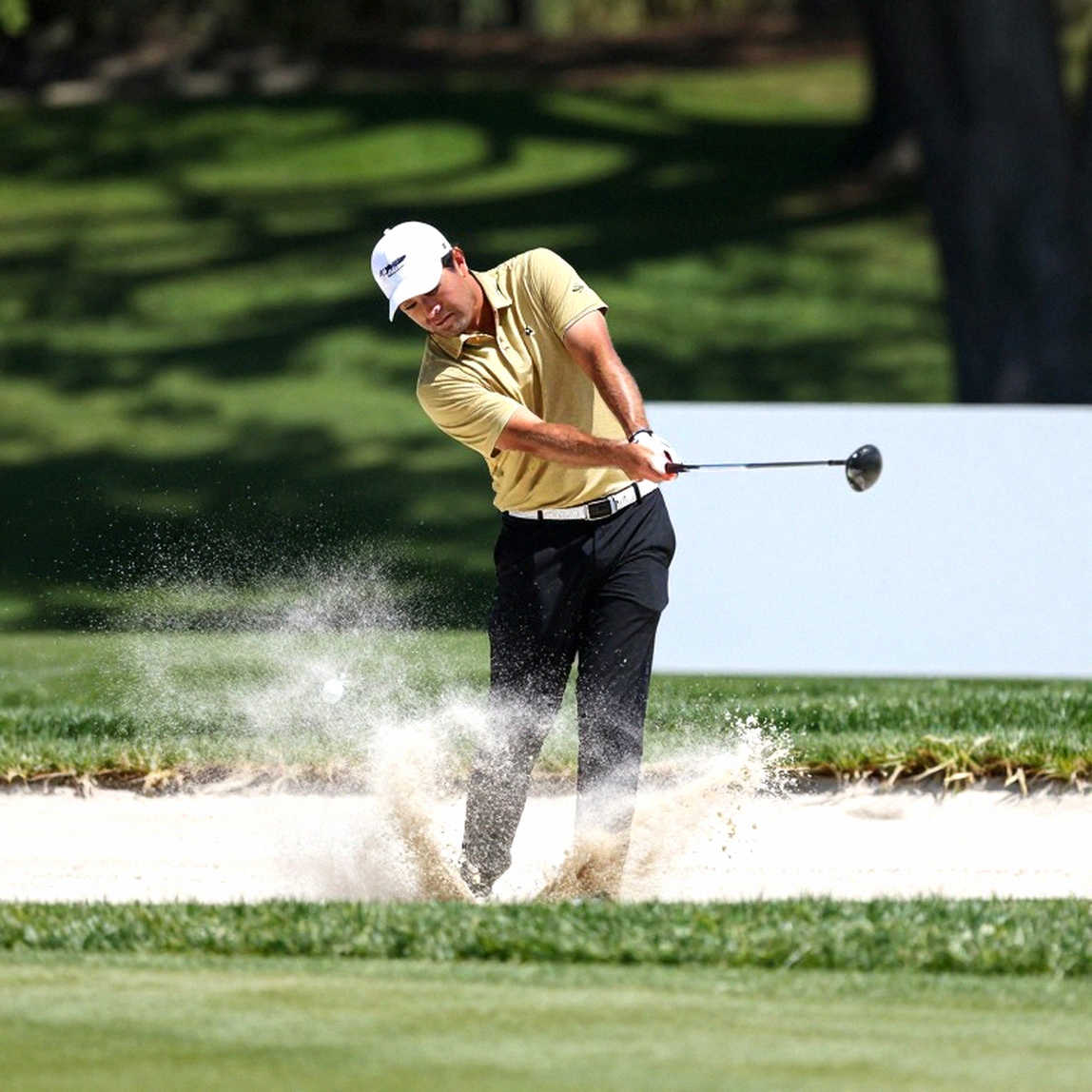 The Tent at Medinah, a Lipped Putt and the Foursomes Arithmetic: Presidents Cup Day 2 The Tent at Medinah, a Lipped Putt and the Foursomes Arithmetic: Presidents Cup Day 2